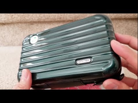 eva air rimowa amenity kit