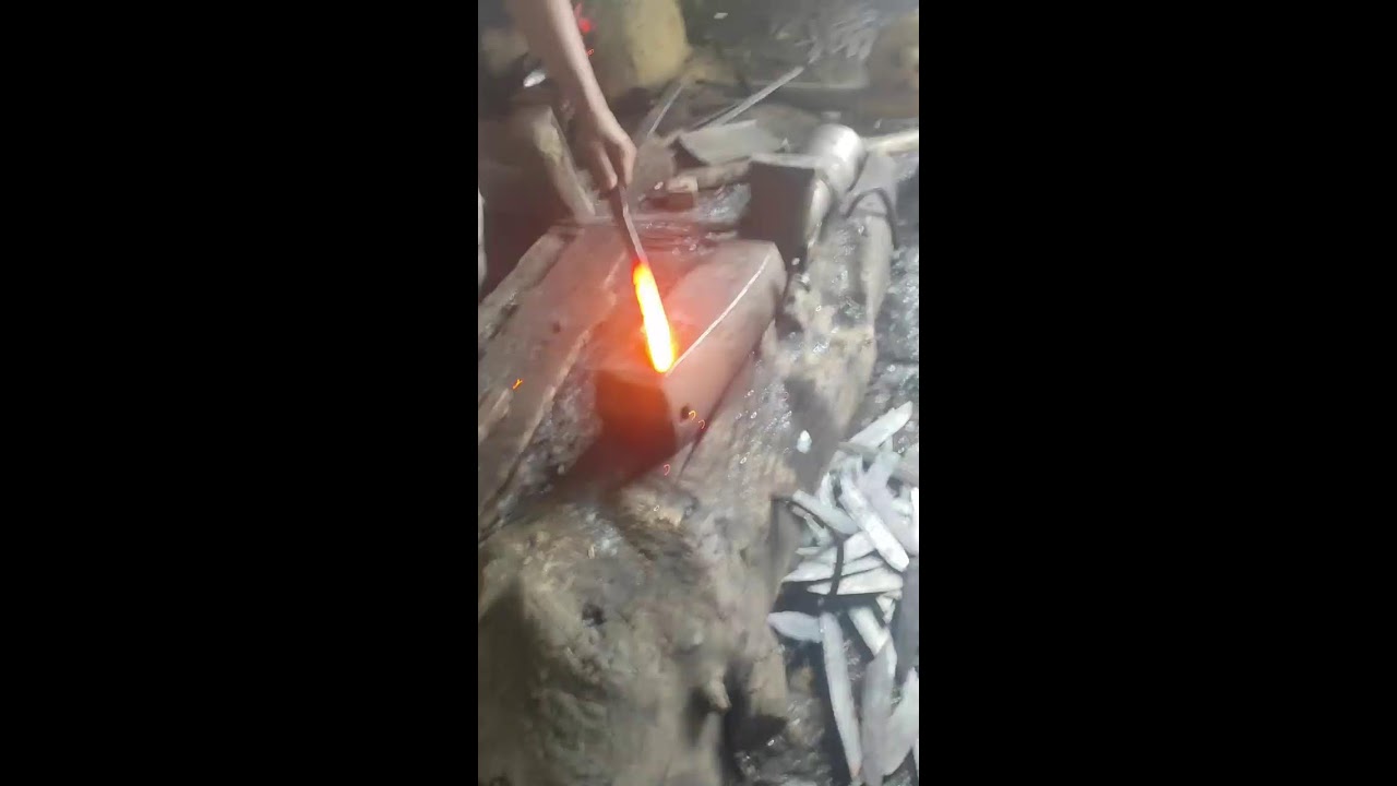 proses penempahan pisau