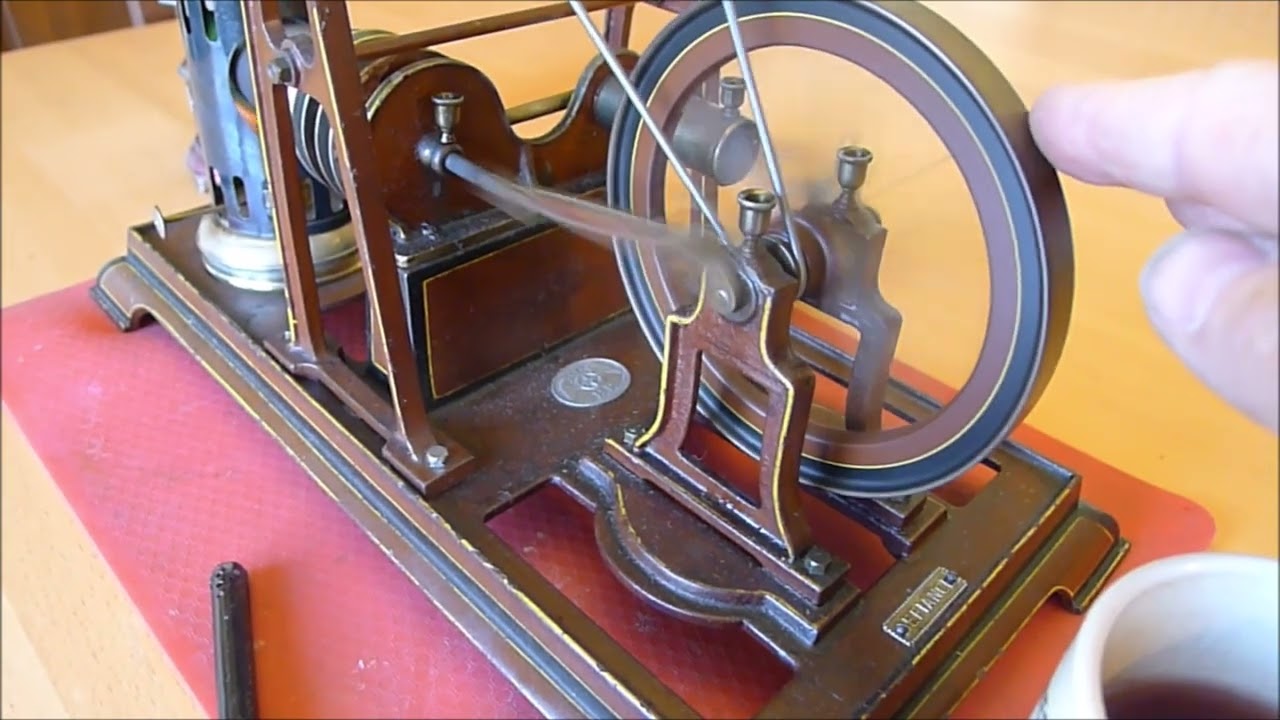 Largest horizontal hot air engine by Ernst Plank`