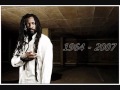 Lucky Dube - Reggae Strong (lyrics)