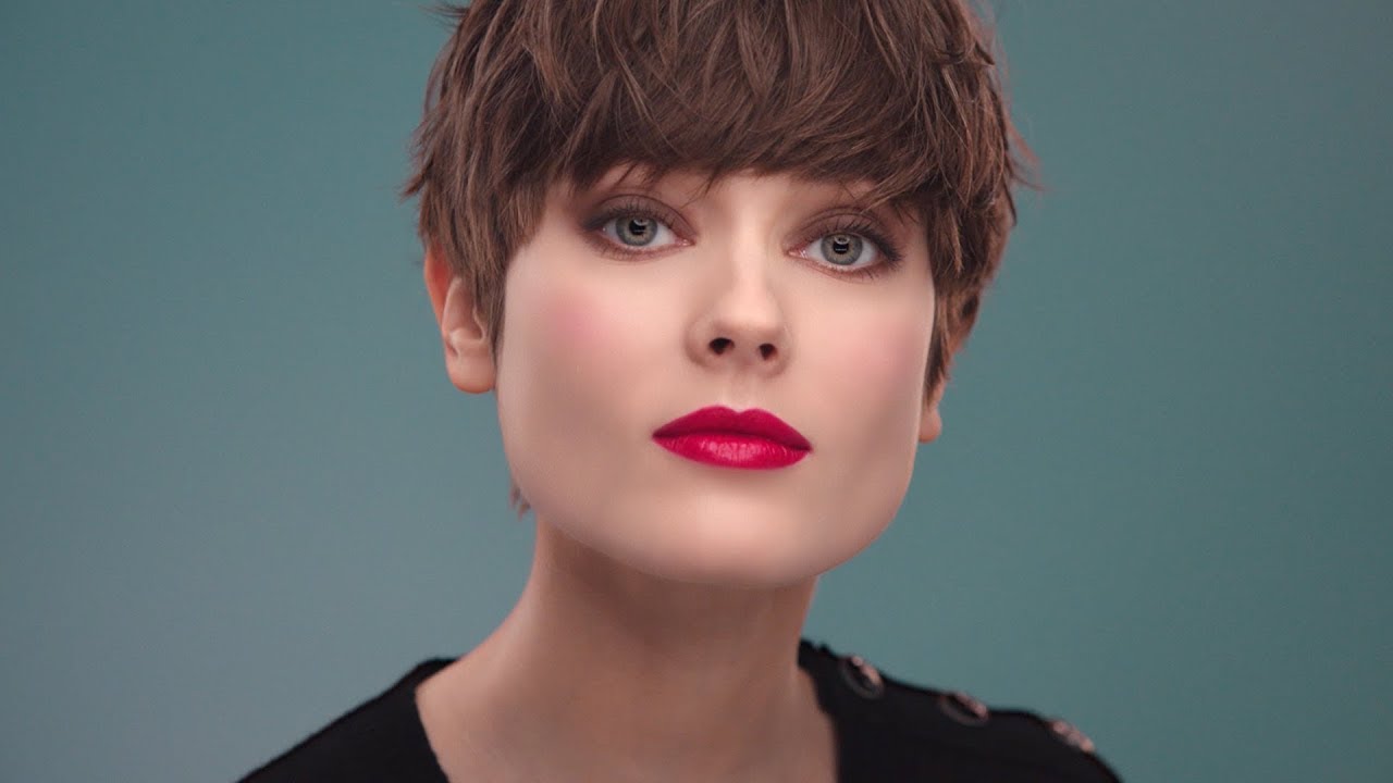 How to Get Impactful Matte Lips with LE ROUGE CRAYON DE COULEUR MAT – CHANEL  Makeup Tutorials 