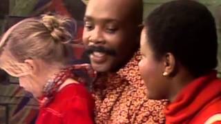 Classic Sesame Street - Song: Quiet Is