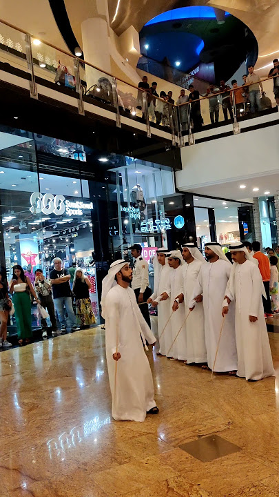 Dubai. [4K] TRADITIONAL ARABIC DANCE