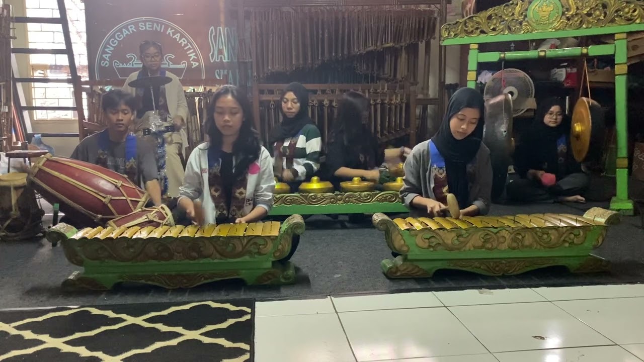 [EVALUASI LATIHAN] Gending 