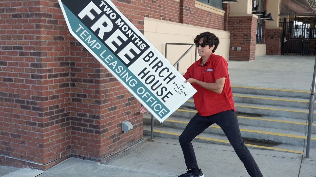 Atlanta sign spinner looks to regain world title in Las Vegas