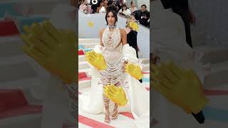 قيمنا أزياء الميت غالا من ١ ل ١٠... والنتيجة؟ ?  #metgala #ميت_غالا #فساتين #مشاهير #اخبار