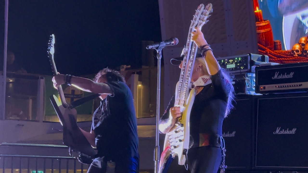 Lita Ford - Close My Eyes Forever, 4-15-2026 at the Pool Stage on The Monsters of Rock Cruise 