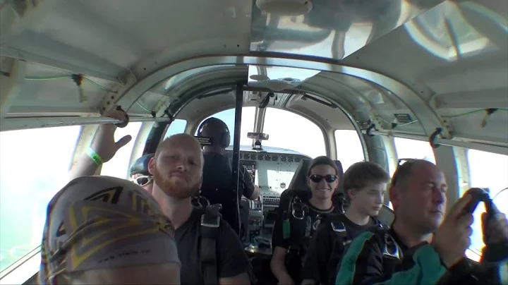 1532 Kandace Elliott Skydive at Chicagoland Skydiv...