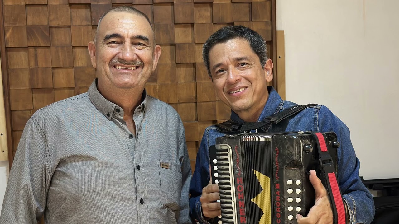 Siempre conmigo - Raúl Vega y Gustavo Cabrera