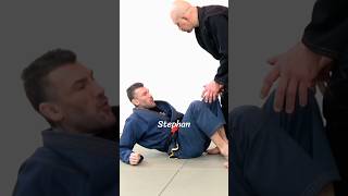 How old, stiff, inflexible people can stop their guard from being passed in BJJ