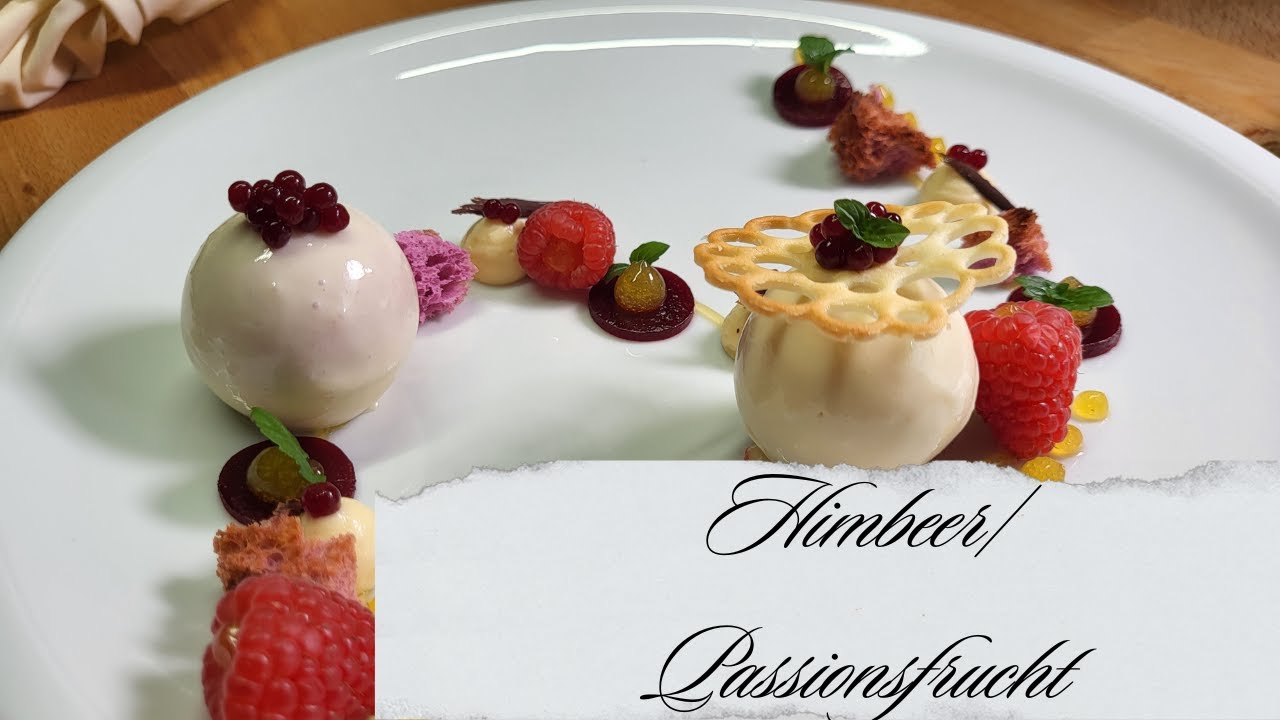 Plating Himbeer/ Passionsfrucht Mousse,Gel,Caviar - YouTube