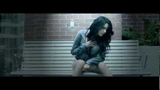 Watch Jasmine V Crew Love video