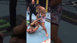 할로웨이가 보여준 동업자 정신🙏 #ufc329