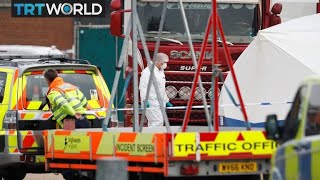 Breaking News Uk Police Find 39 Bodies In Truck Container In Es