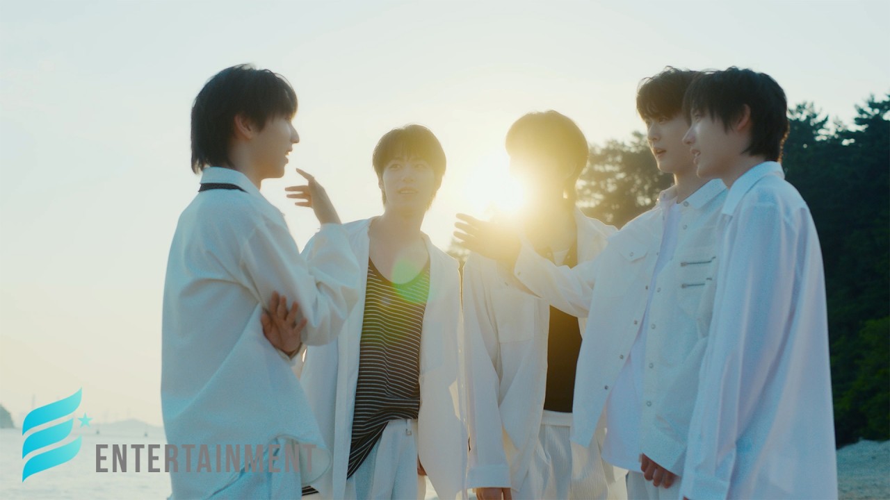 BLUE SPLASHの公式MVサムネイル
