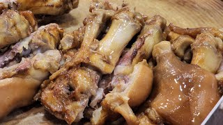 軟化香糯#滷水豬手，好刀工 #滷水鵝胸起片 #鵝掌翼 #滷水鴨 入味#豬大腸 #鵝腎 爽脆入味#豬耳 #上海街 #香港美食 #長發滷味大王 #旅游 #HongkongStreetFood #asmr