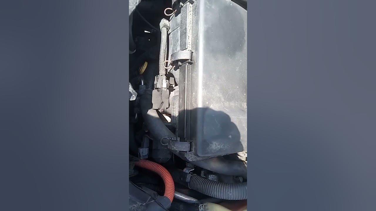 prius engine noise - YouTube