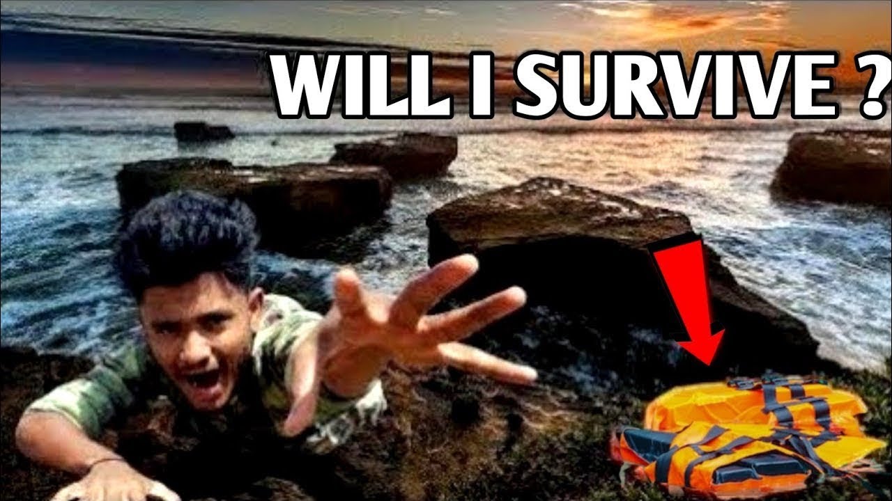 Surviving 12 Hours In Beach - खतरनाक समुद्र तट!