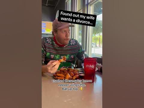 ball up top 🫡🫡🫡 #funny #chickenwings #relatable #pluckerswingbar #