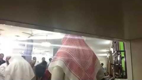 القارئ حسن العونان يحاكي الشيخ ماهر المعيقلي