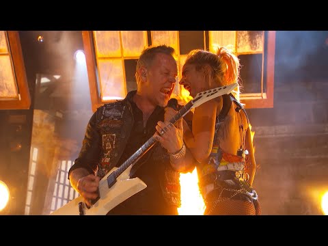 Lady Gaga x Metallica - Moth Into Flame At The 59Th Grammy Awards 2017