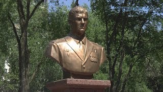 Открытие памятника Герою России Роману Филипову