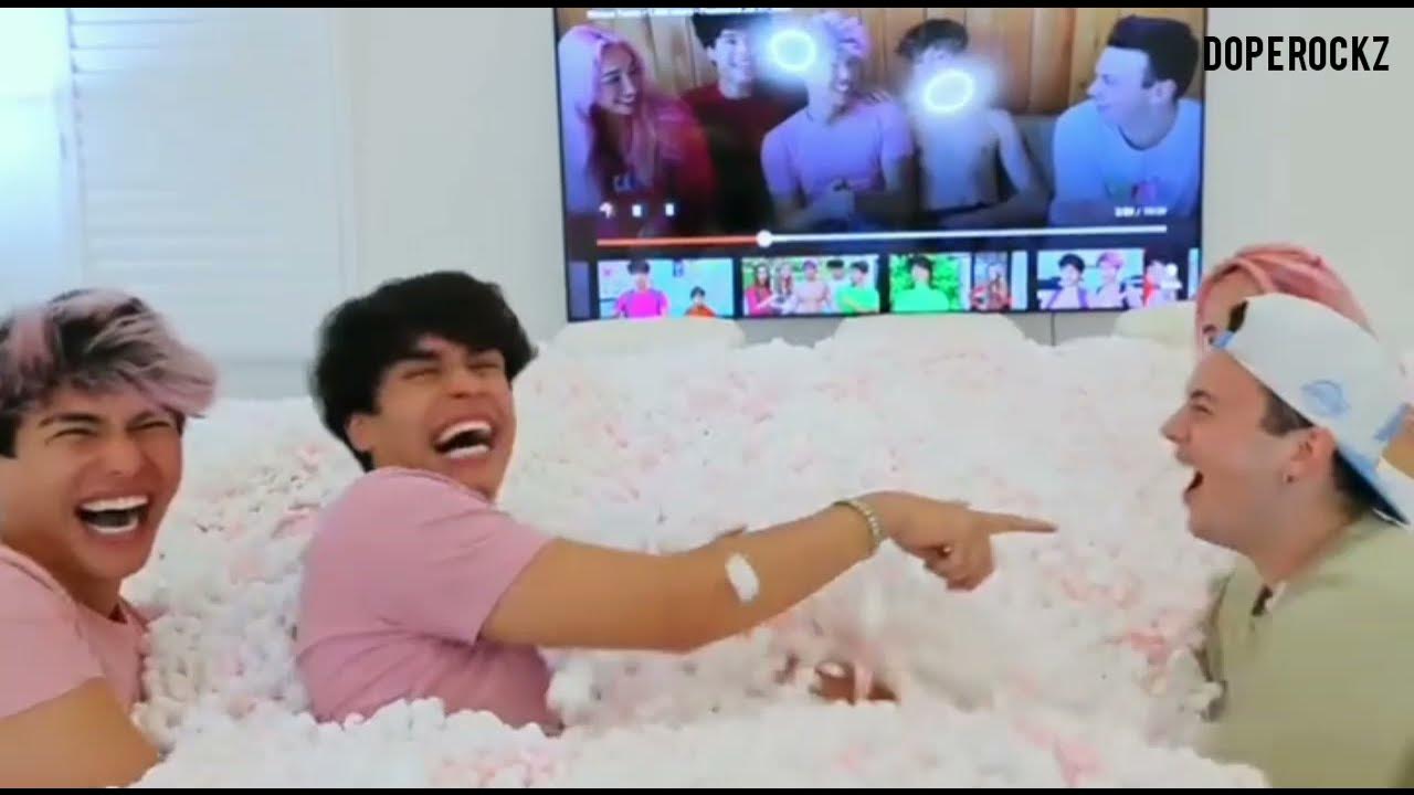 Si Si Si No No No Stokes Twins Stokes Twins reacting to Si Si Si Si No No No - YouTube