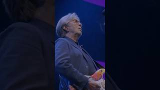 Eric Clapton performing &quot;Layla&quot; with @johnmayer at the 2019 Crossroads Guitar Festival