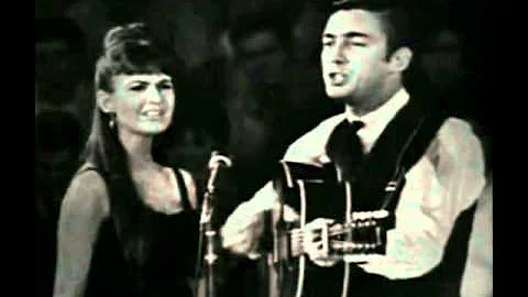 Darcy Farrow - Ian & Sylvia