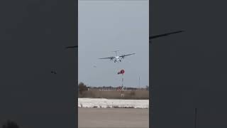 Οι εντυπωσιακές προσγειώσεις των αεροπλάνων στο αεροδρόμιο της Νάξου με θυελλώδεις ανέμους