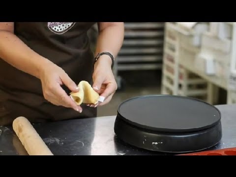 Crafts for Kids: Making Fortune Cookies : Fortune Cookies & More