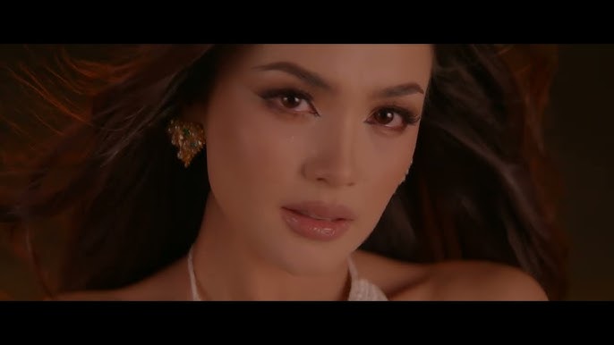 Орыс инцест анасы мен ұлы ұйықтап жатқан порно видео Анамның стриптиз порно видеосы