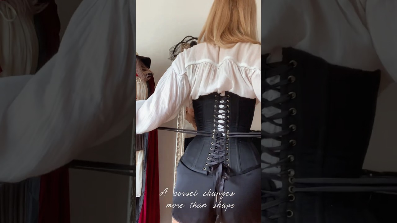 A corset doesn’t just shape the body —it shapes the mood 