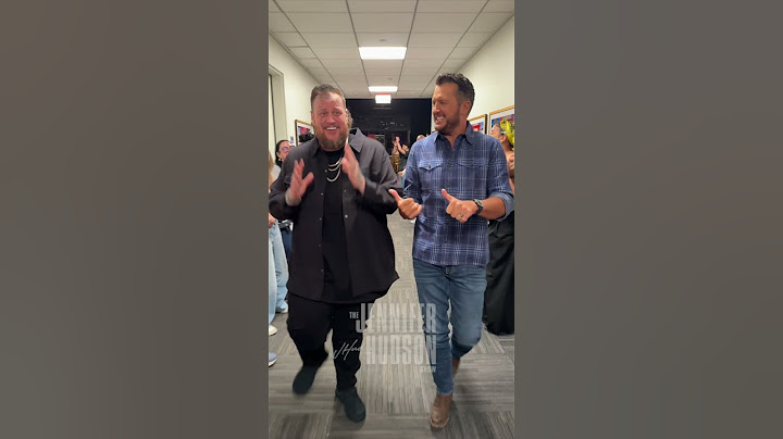 Luke Bryan and Jelly Roll, walking down the tunnel!