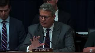 Huizenga questions federal regulators on collapse of Silicon Valley Bank