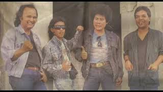 ILLUSI ~ CINTAKU TAK MELEKAT SATU