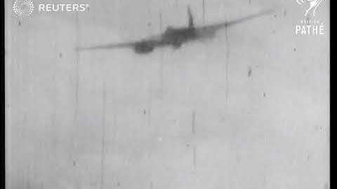 Combat footage from RAF cameras (1940)