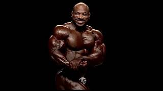 عرض البطل دكستر جاكسون في بطولة مستر اولمبيا 2008  Dexter Jackson