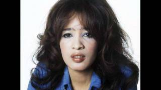 Watch Ronnie Spector Try Some Buy Some video