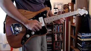 Sultans of Swing solo but I'm too lazy to tune new strings