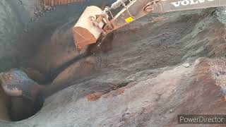 Hopper cleaned by long volvo excavator ll hopper fast cleaning for uninterrupted iron ore production