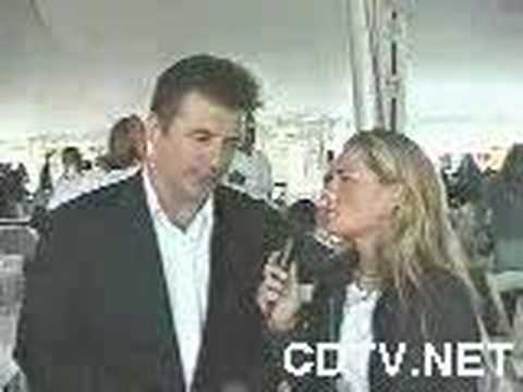 Alec Baldwin 2002