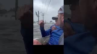 Good samaritans rescue an elderly man during #HurricaneIan in #Florida. #shorts