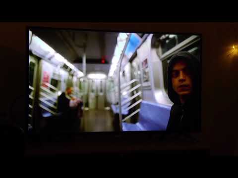 Mr Robot - Funny subway man on keyboard