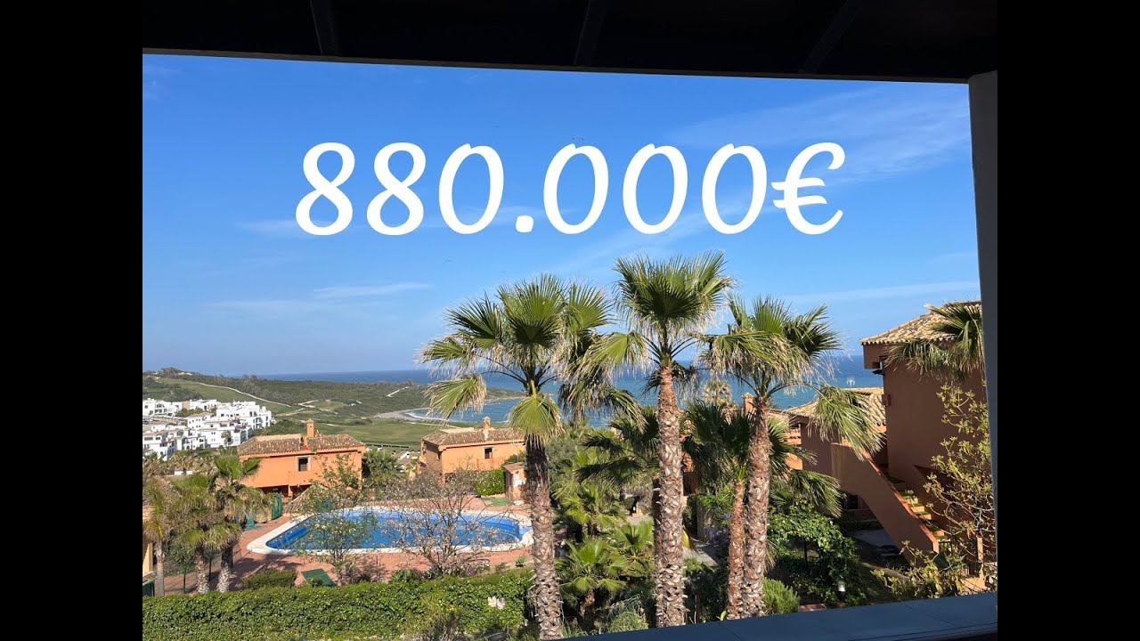 Spectacular villa for sale in La Alcaidesa with sea and lighthouse