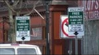 Bay Shore business owners blame customer drop on lack of bilingual signs