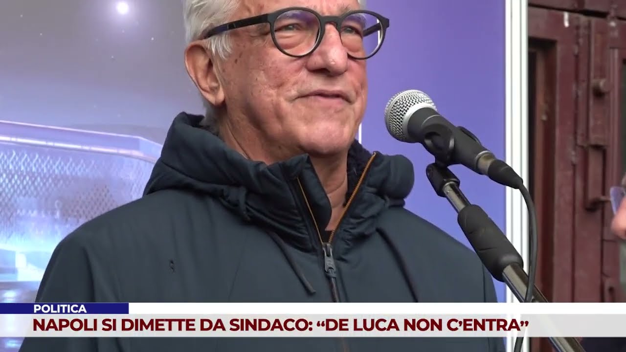 POLITICA. NAPOLI SI DIMETTE DA SINDACO: “DE LUCA NON C’ENTRA”