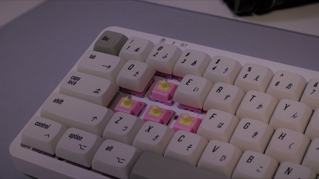 Homoo (Gamakay) KF068 (or TM680, LK67) / Equalz BananaSplit Swithces