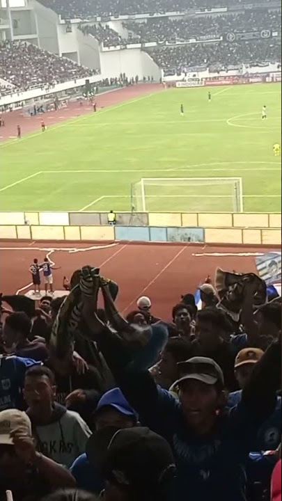 serunya ngechant bareng panser biru-syalala Lala Lala hoooo ooo