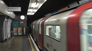 Victoria Line 2009TS 11070 Arriving Tottenham Hale